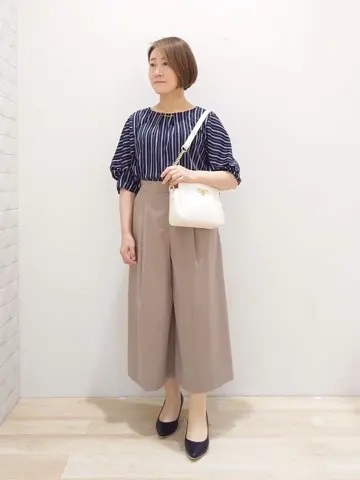 ANY SIS 菱田 コーディネート画像