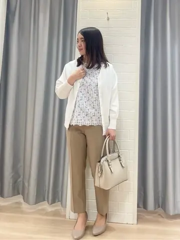 ANY SIS 丸岡 コーディネート画像