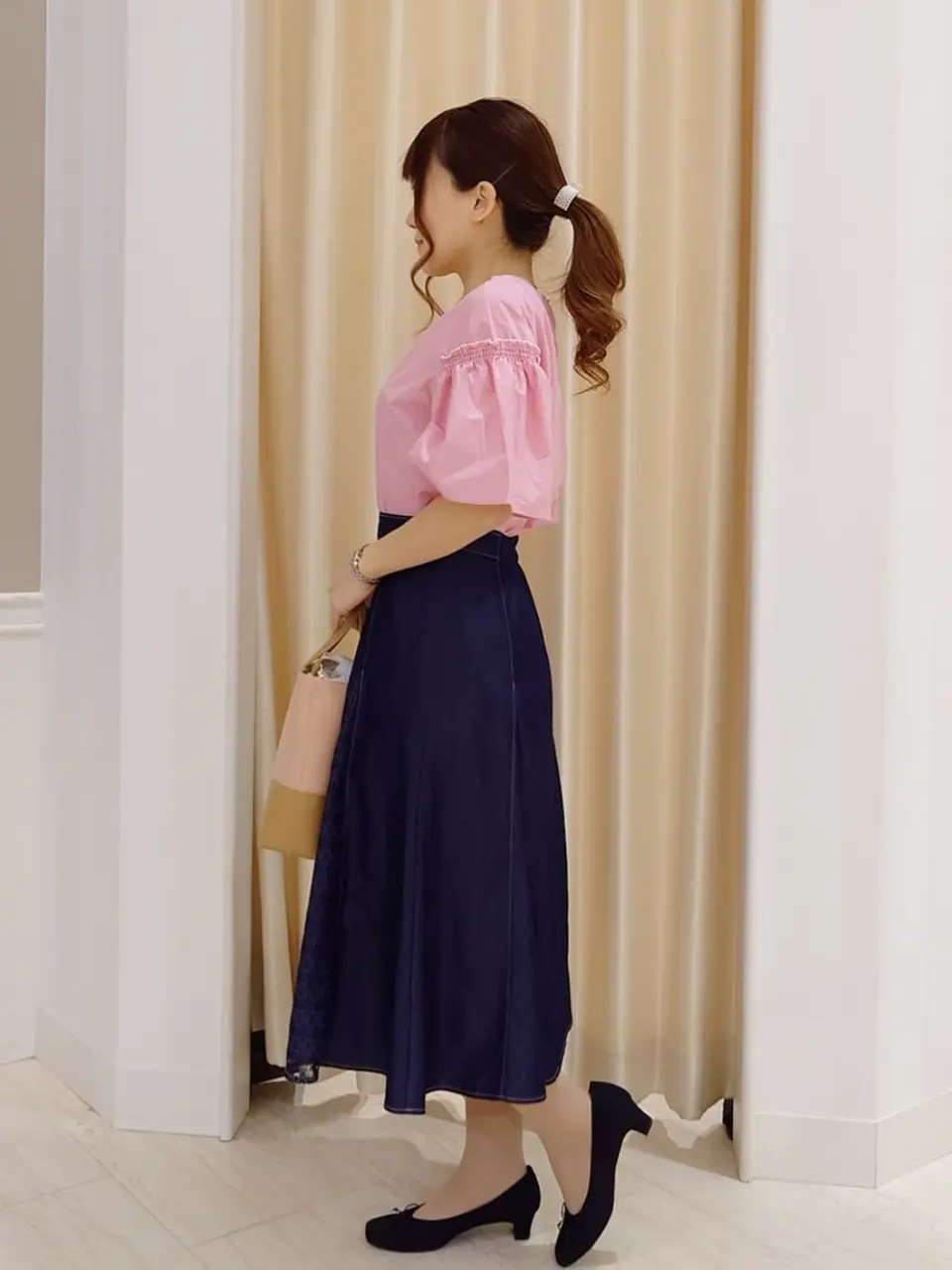 ANY SIS スタッフ コーディネート画像