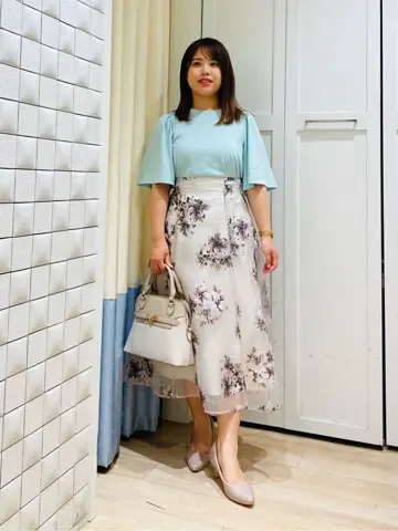 ANY SIS スタッフ コーディネート画像