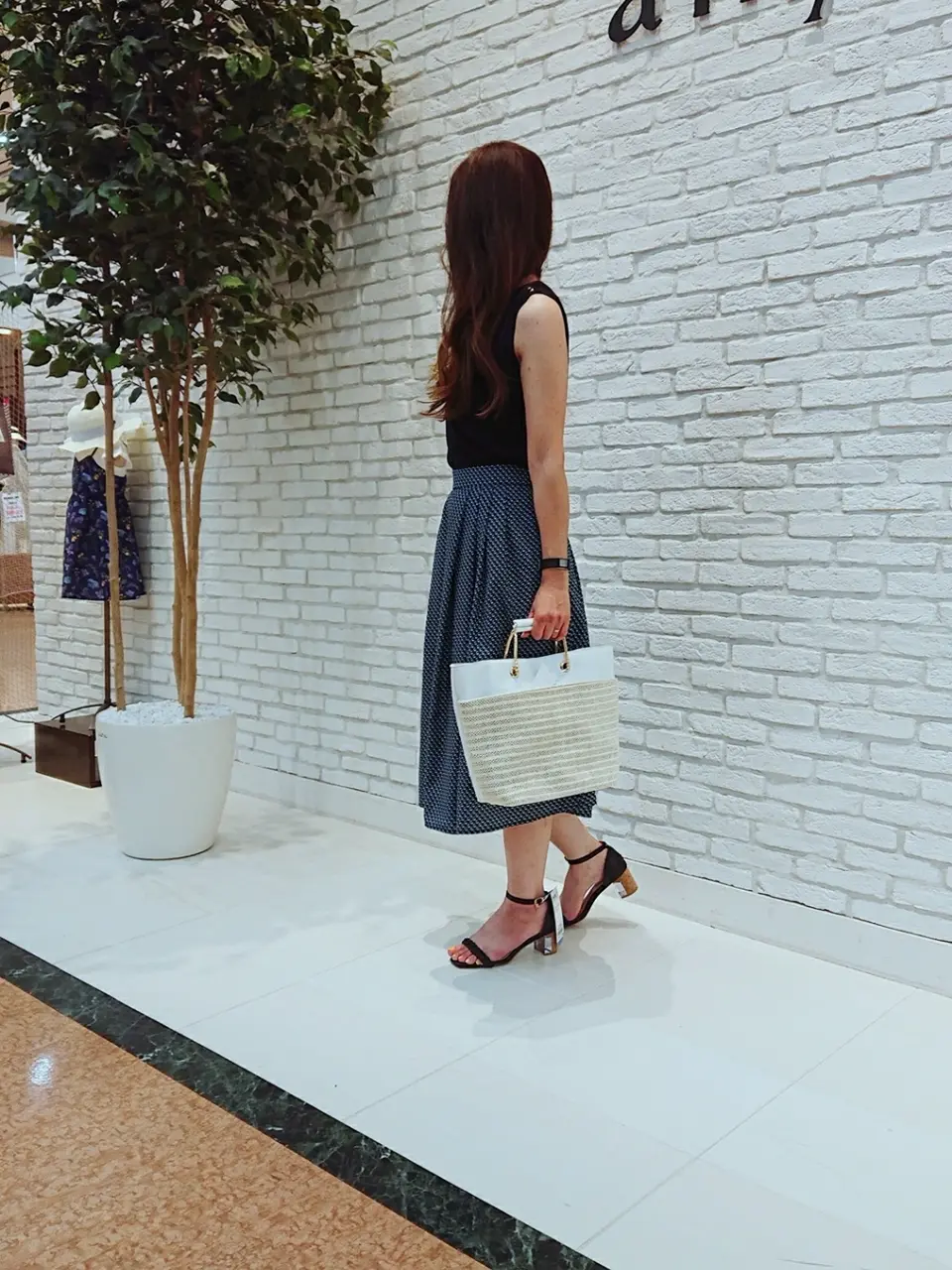 ANY SIS 東海林 コーディネート画像