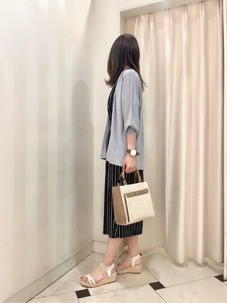 ANY SIS 金井 コーディネート画像