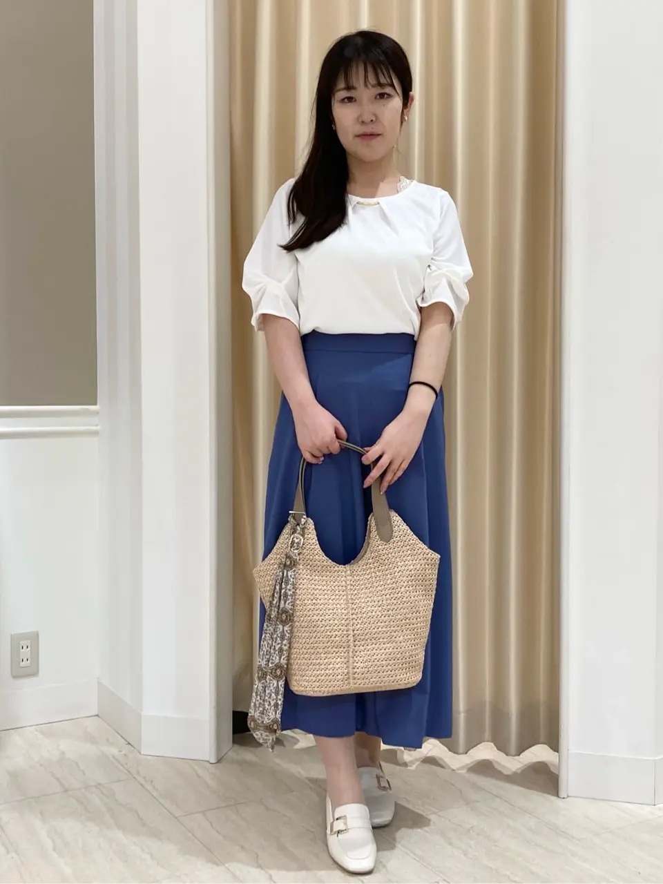 ANY SIS スタッフ コーディネート画像