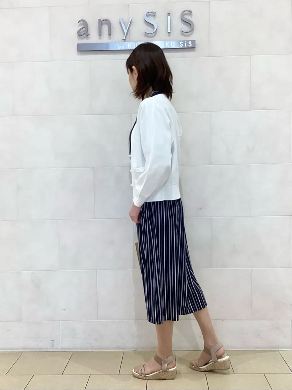 ANY SIS 髙橋 コーディネート画像