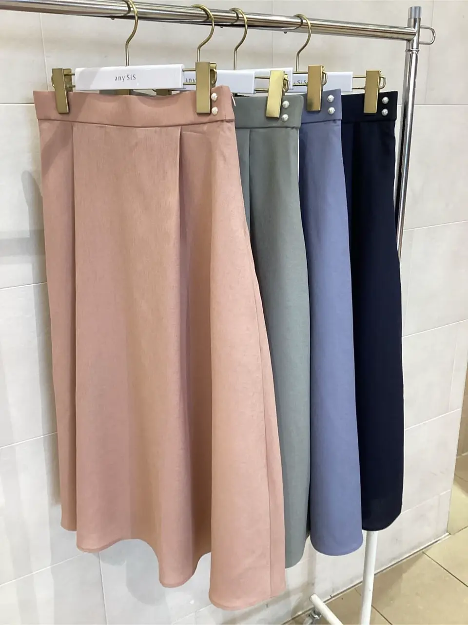 ANY SIS 髙橋 コーディネート画像