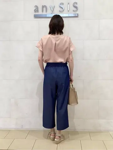ANY SIS 髙橋 コーディネート画像