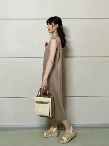 ANY SIS みぃ コーディネート画像