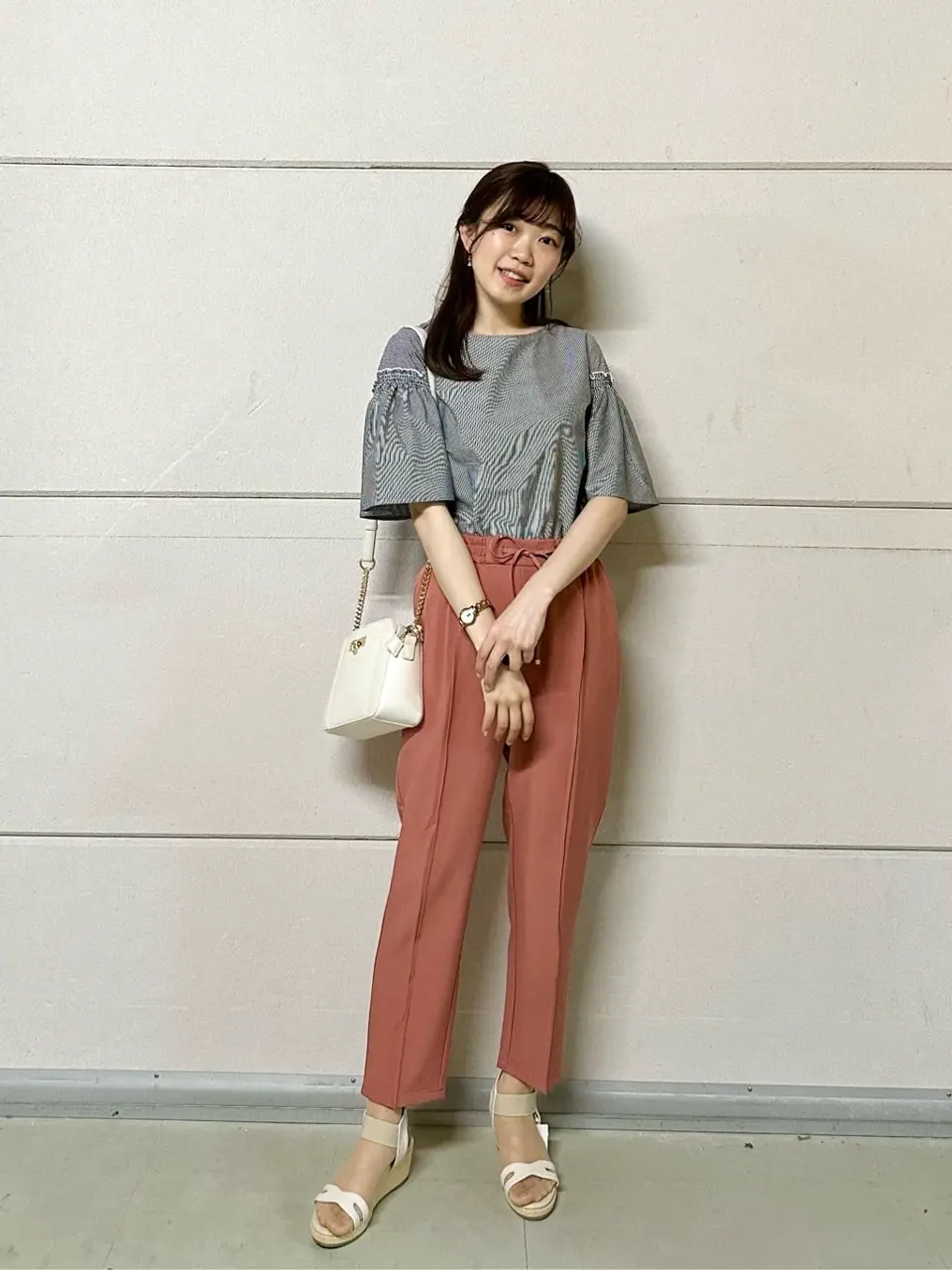 ANY SIS みぃ コーディネート画像