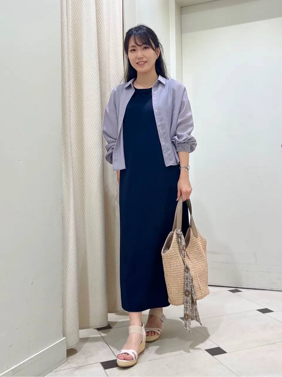 ANY SIS スタッフ コーディネート画像