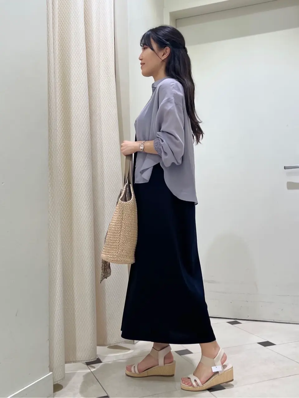 ANY SIS スタッフ コーディネート画像