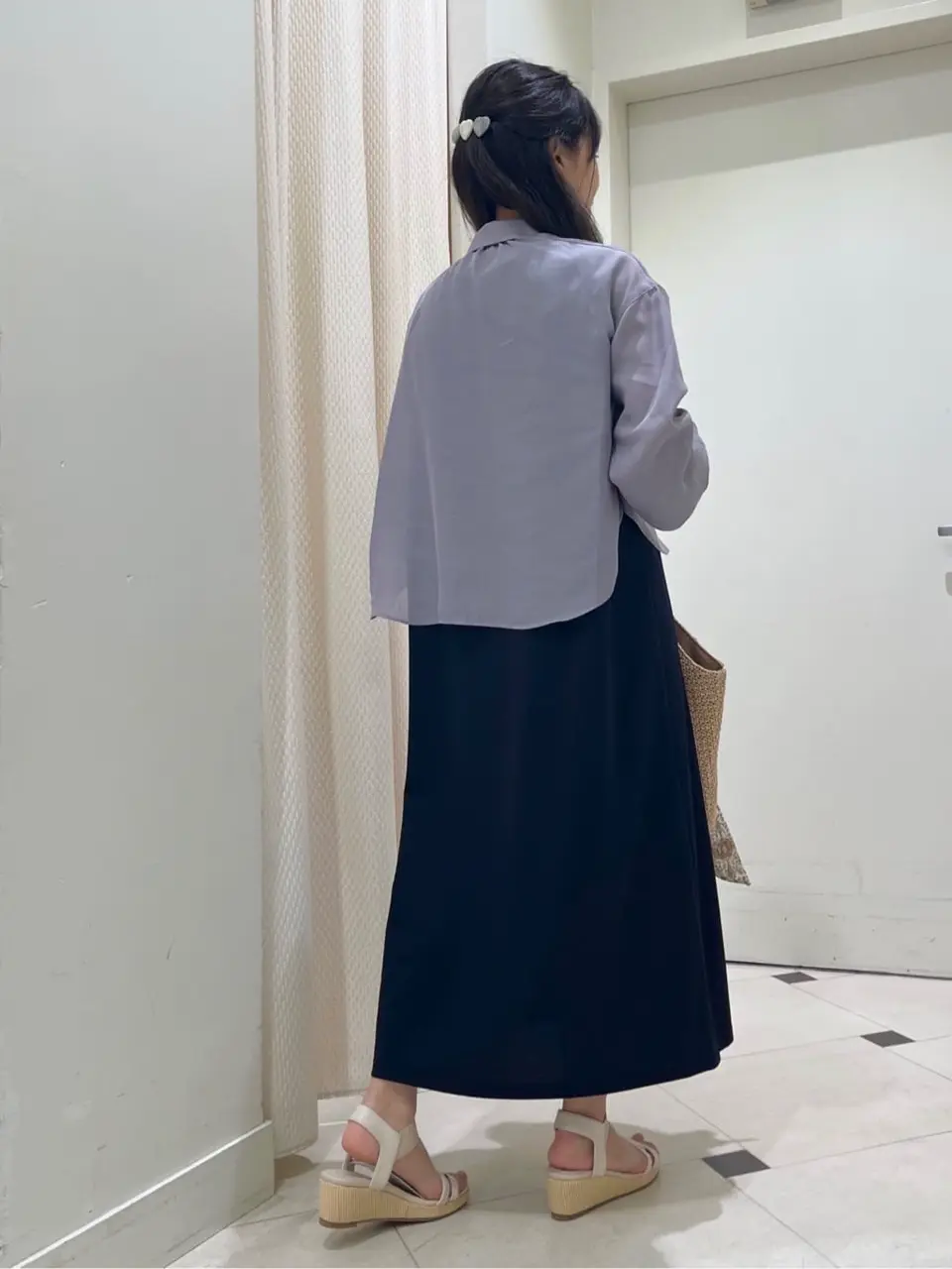 ANY SIS スタッフ コーディネート画像