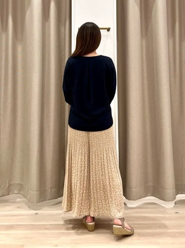 ANY SIS 瀬野 コーディネート画像