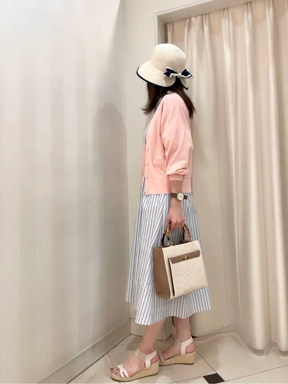 ANY SIS 金井 コーディネート画像