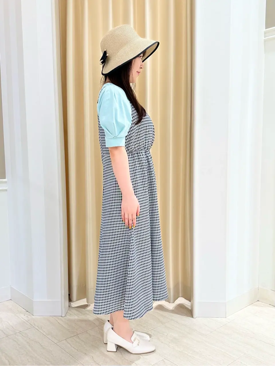 ANY SIS スタッフ コーディネート画像