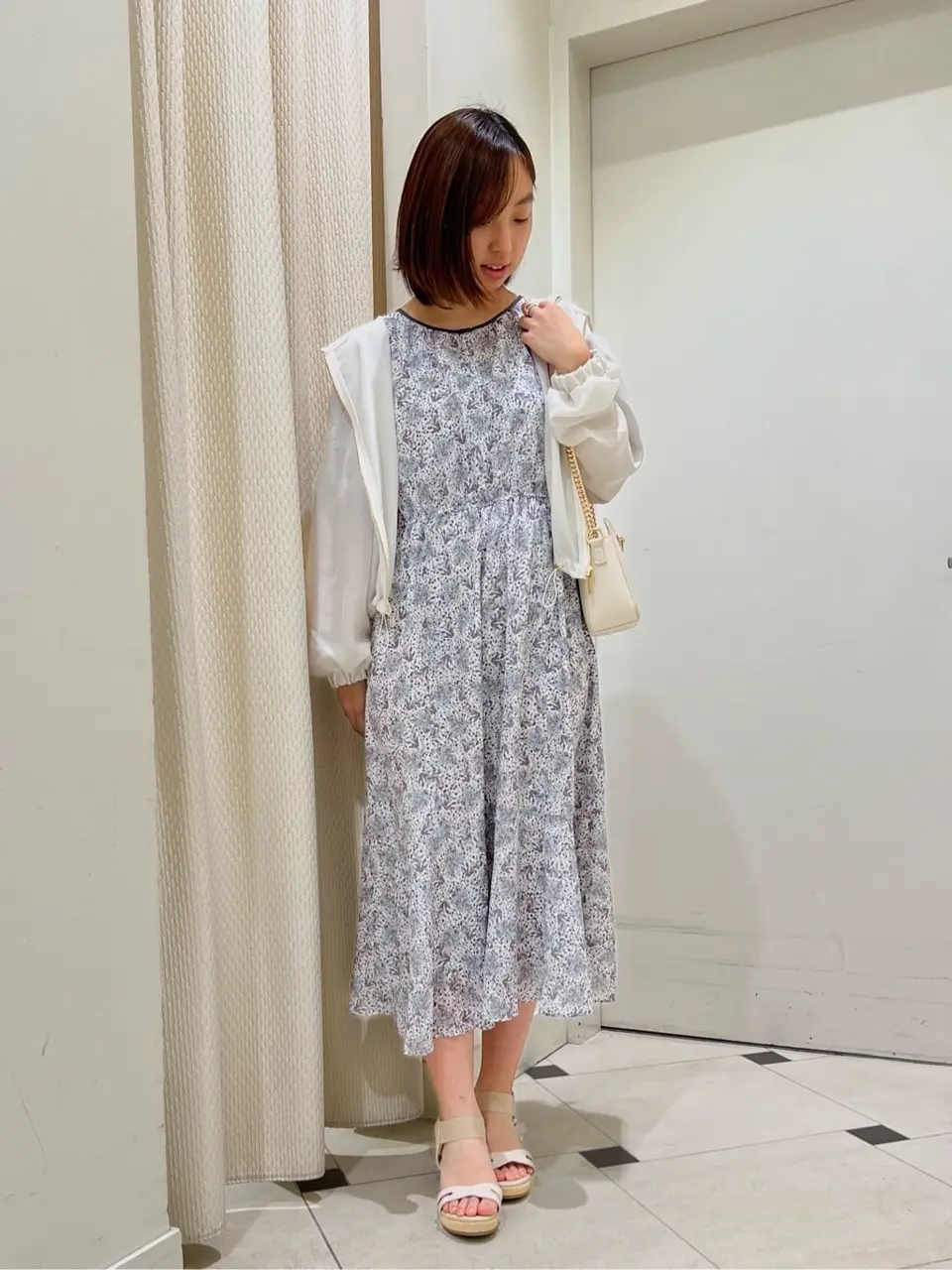 ANY SIS 村上 コーディネート画像