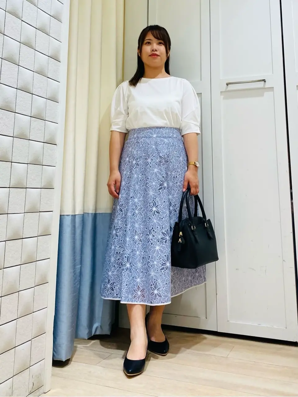 ANY SIS スタッフ コーディネート画像