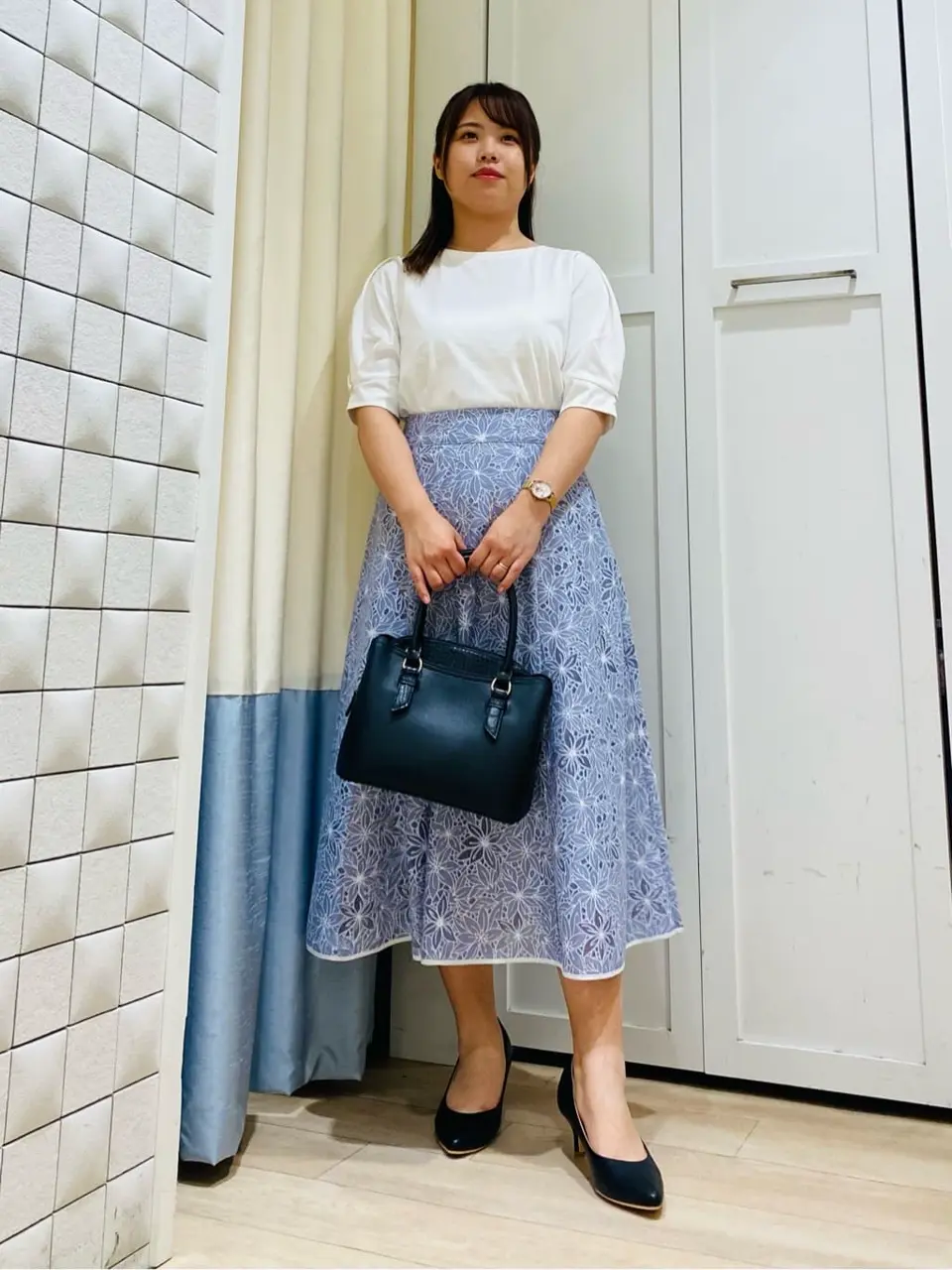 ANY SIS スタッフ コーディネート画像