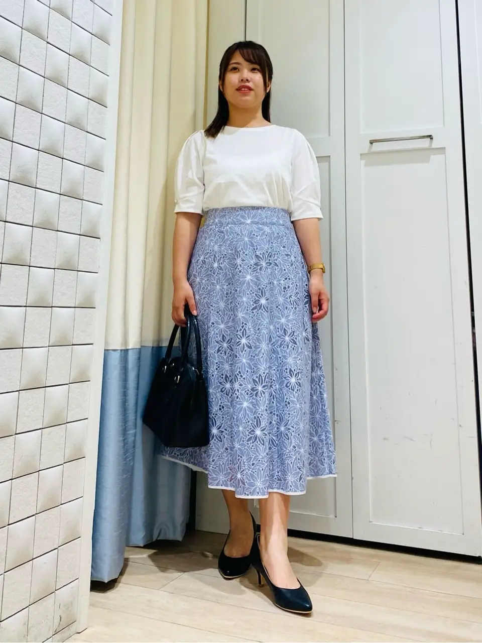 ANY SIS スタッフ コーディネート画像