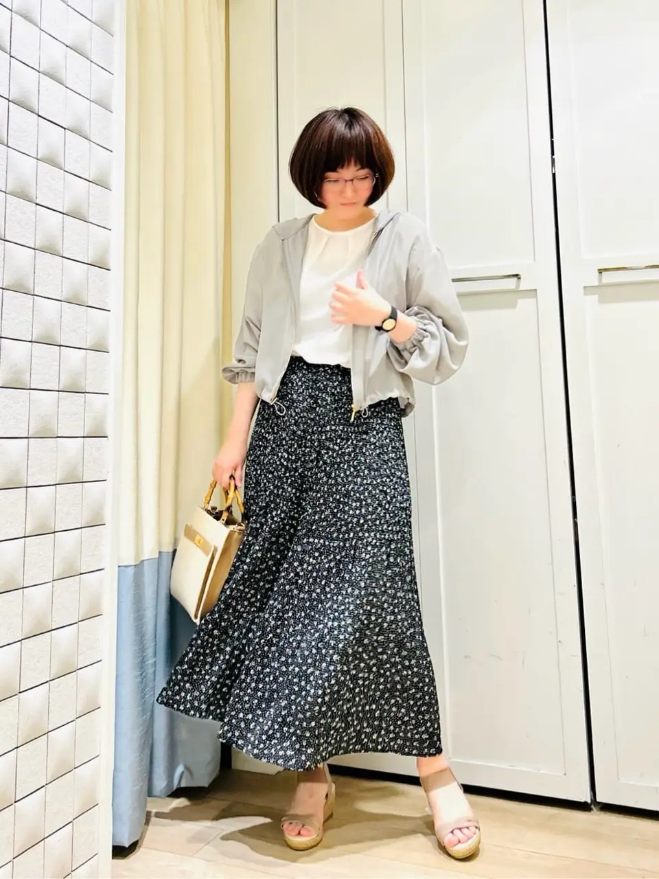 ANY SIS スタッフ コーディネート画像