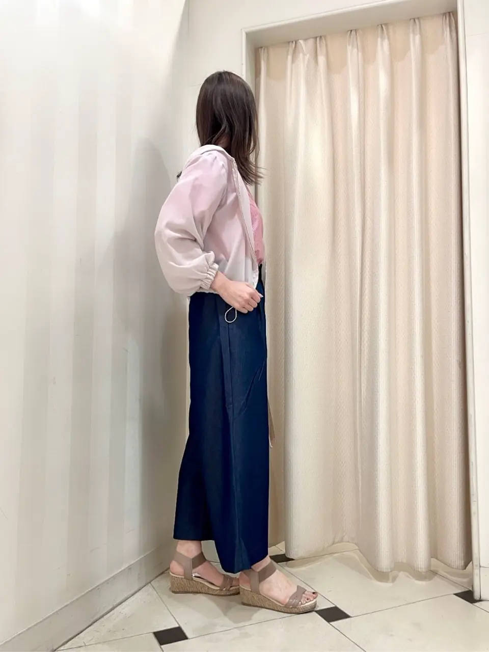 ANY SIS 金井 コーディネート画像