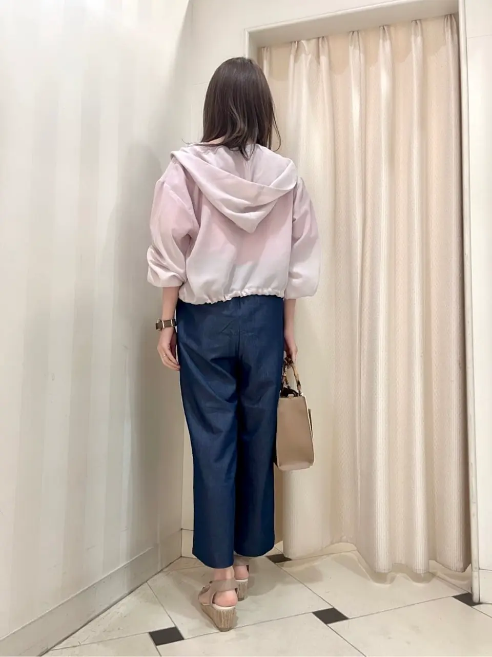 ANY SIS 金井 コーディネート画像