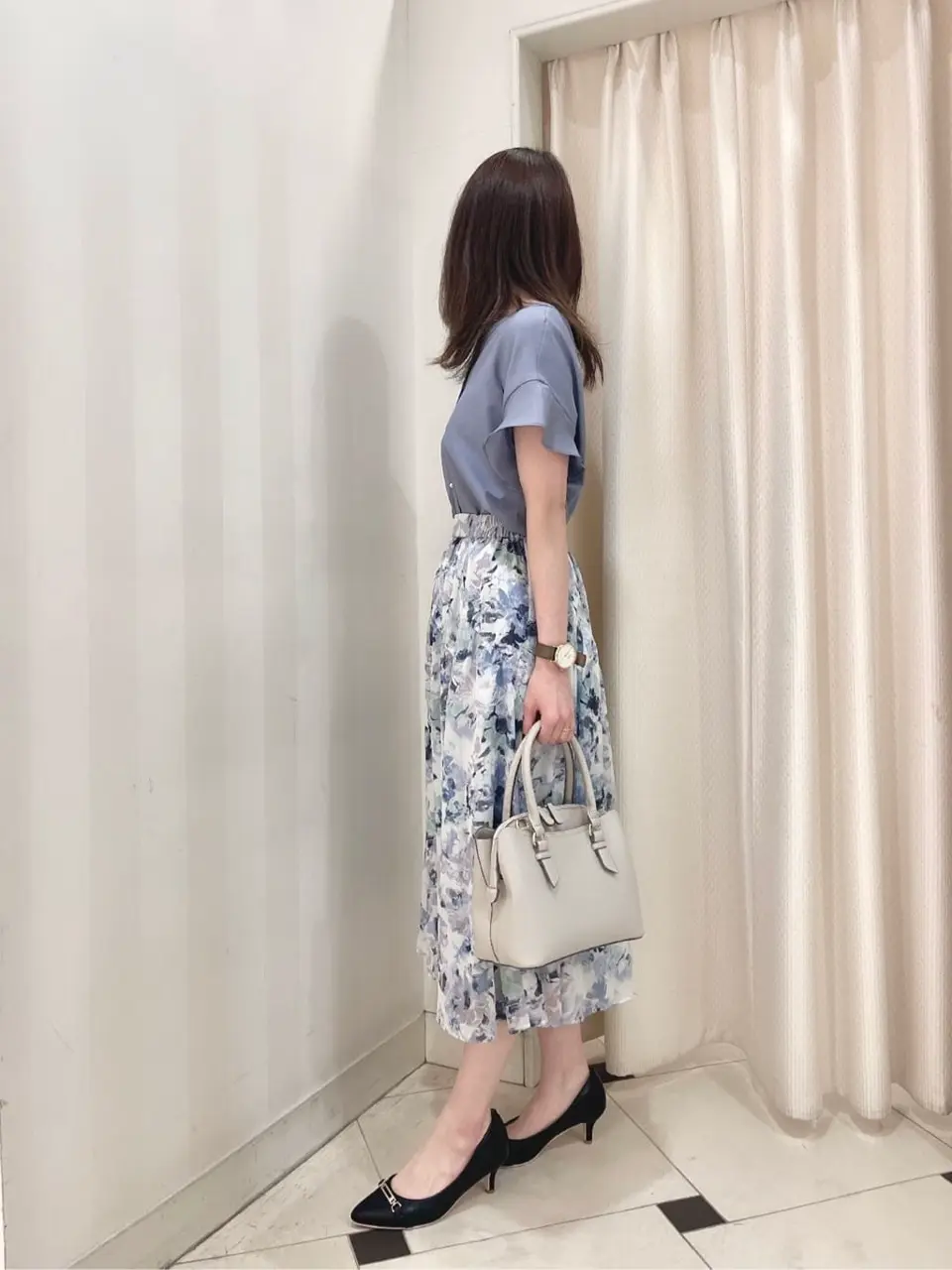 ANY SIS 金井 コーディネート画像