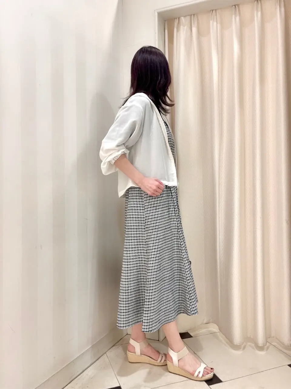 ANY SIS 金井 コーディネート画像