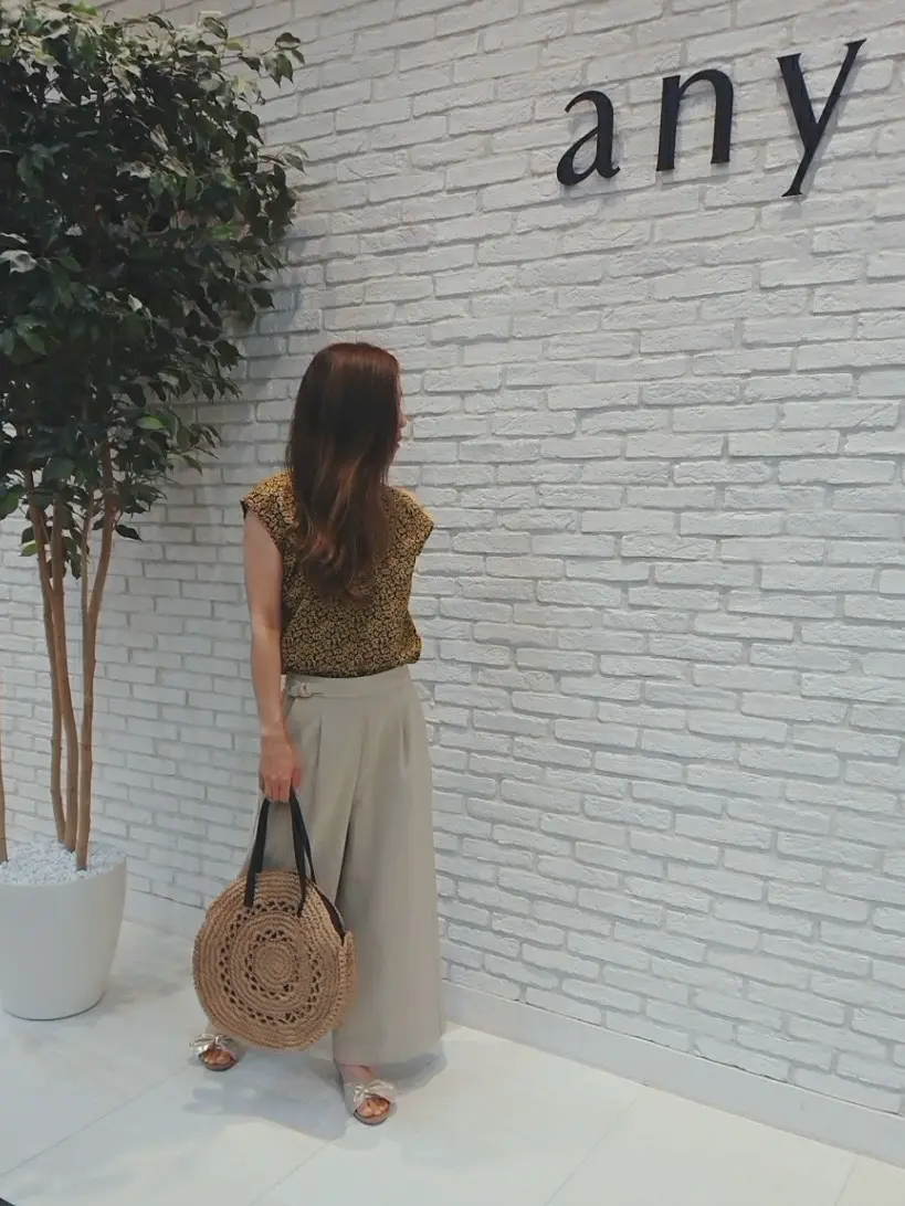 ANY SIS 東海林 コーディネート画像