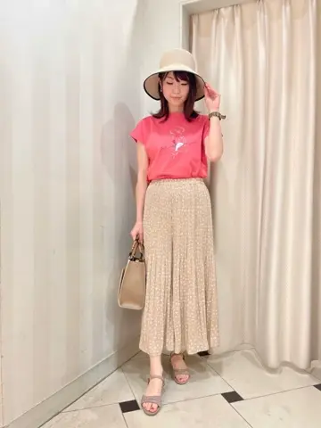 ANY SIS 金井 コーディネート画像