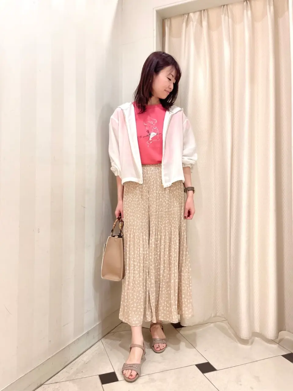 ANY SIS 金井 コーディネート画像