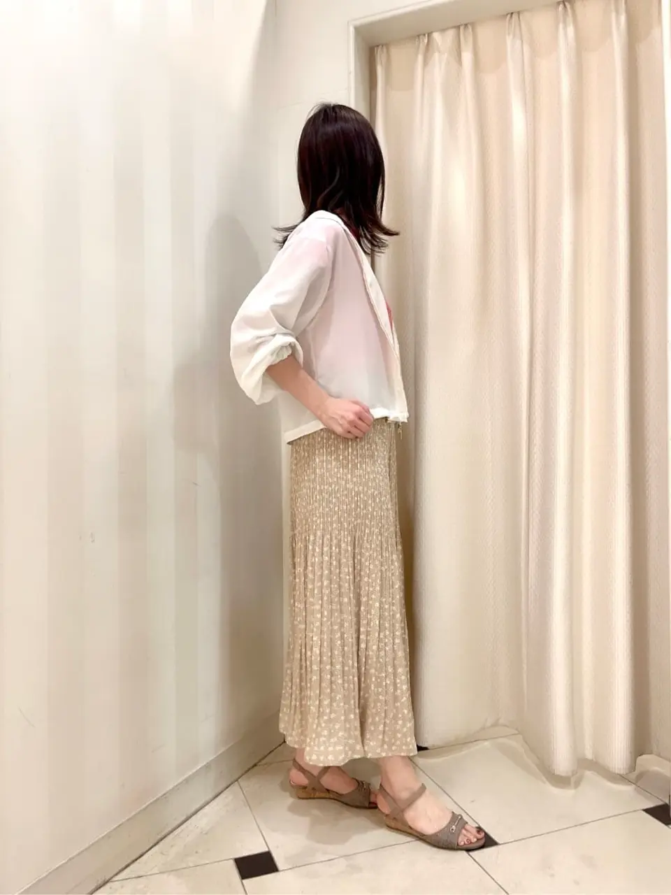 ANY SIS 金井 コーディネート画像