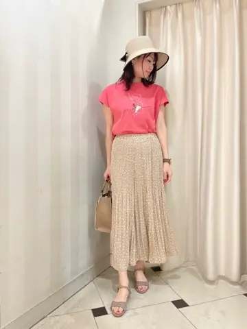 ANY SIS 金井 コーディネート画像