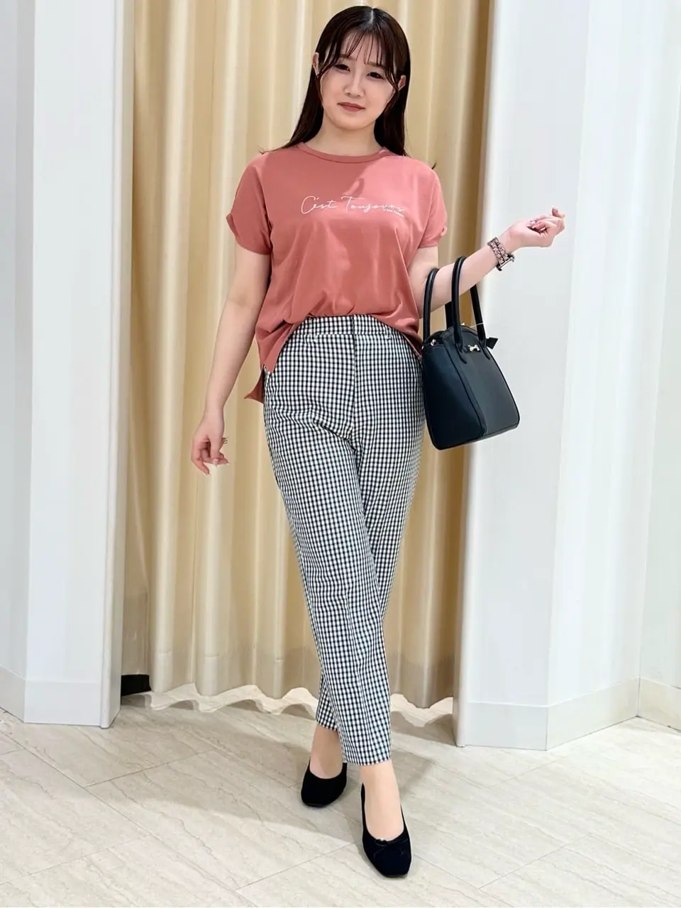  スタッフ コーディネート画像