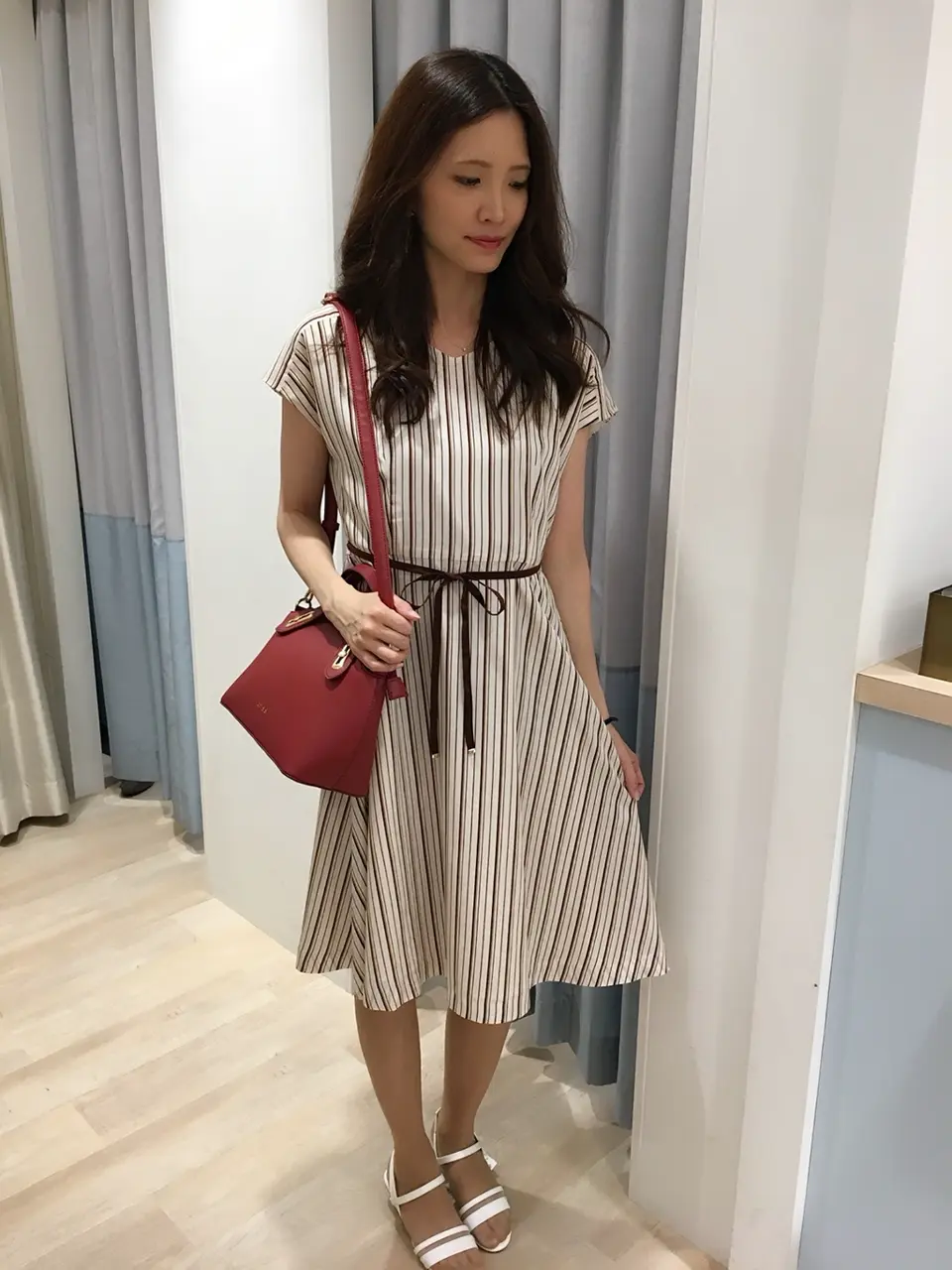 ANY SIS スタッフ コーディネート画像