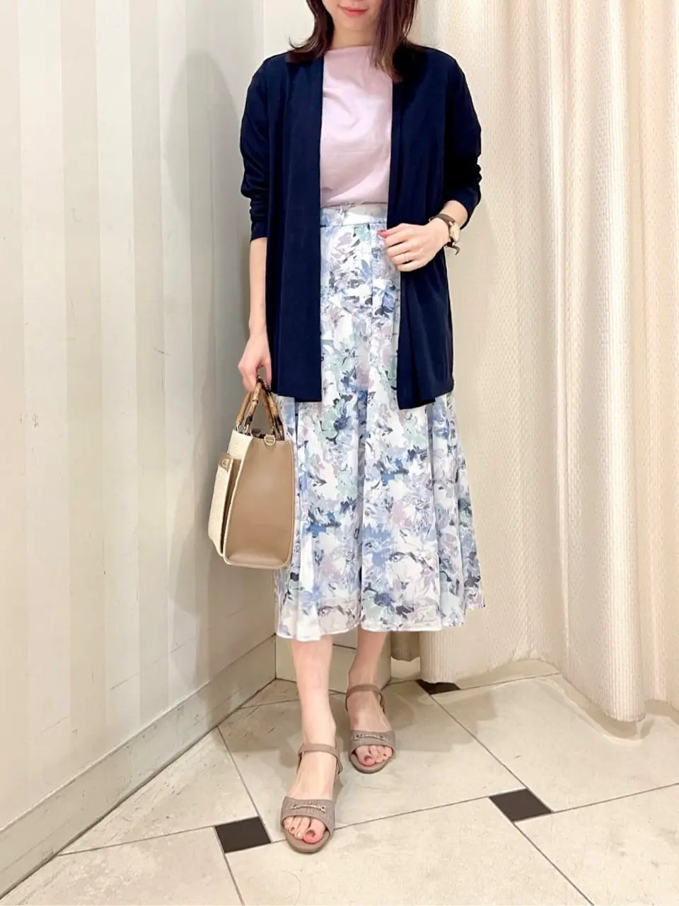 ANY SIS 金井 コーディネート画像