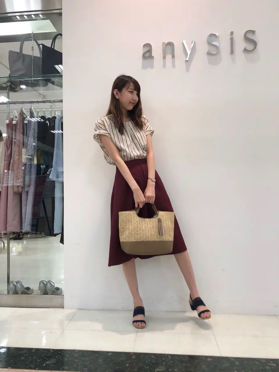 ANY SIS スタッフ コーディネート画像