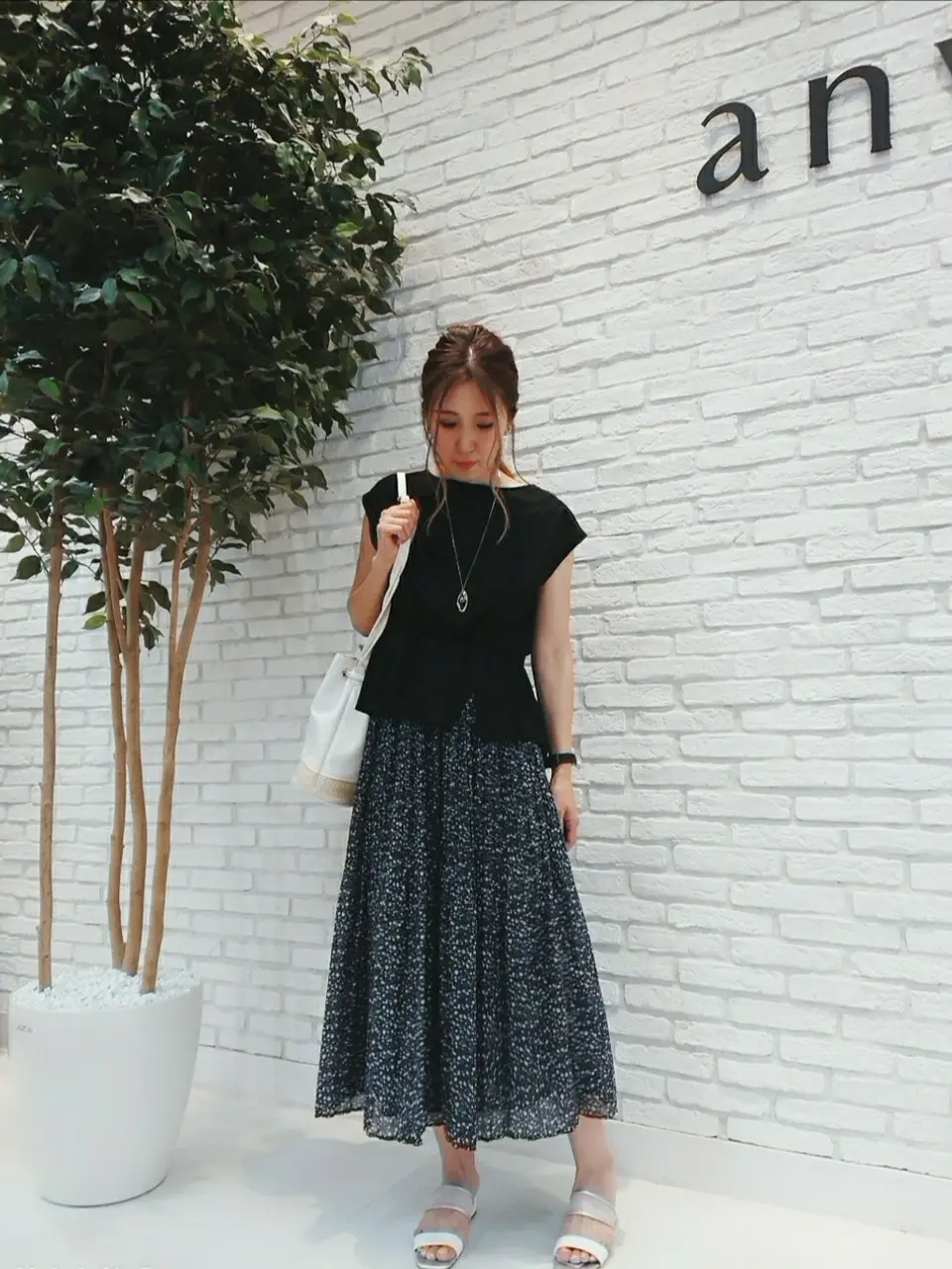 ANY SIS 東海林 コーディネート画像