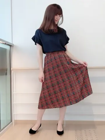 ANY SIS 本社スタッフ コーディネート画像