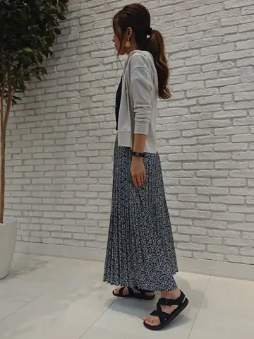 ANY SIS 東海林 コーディネート画像