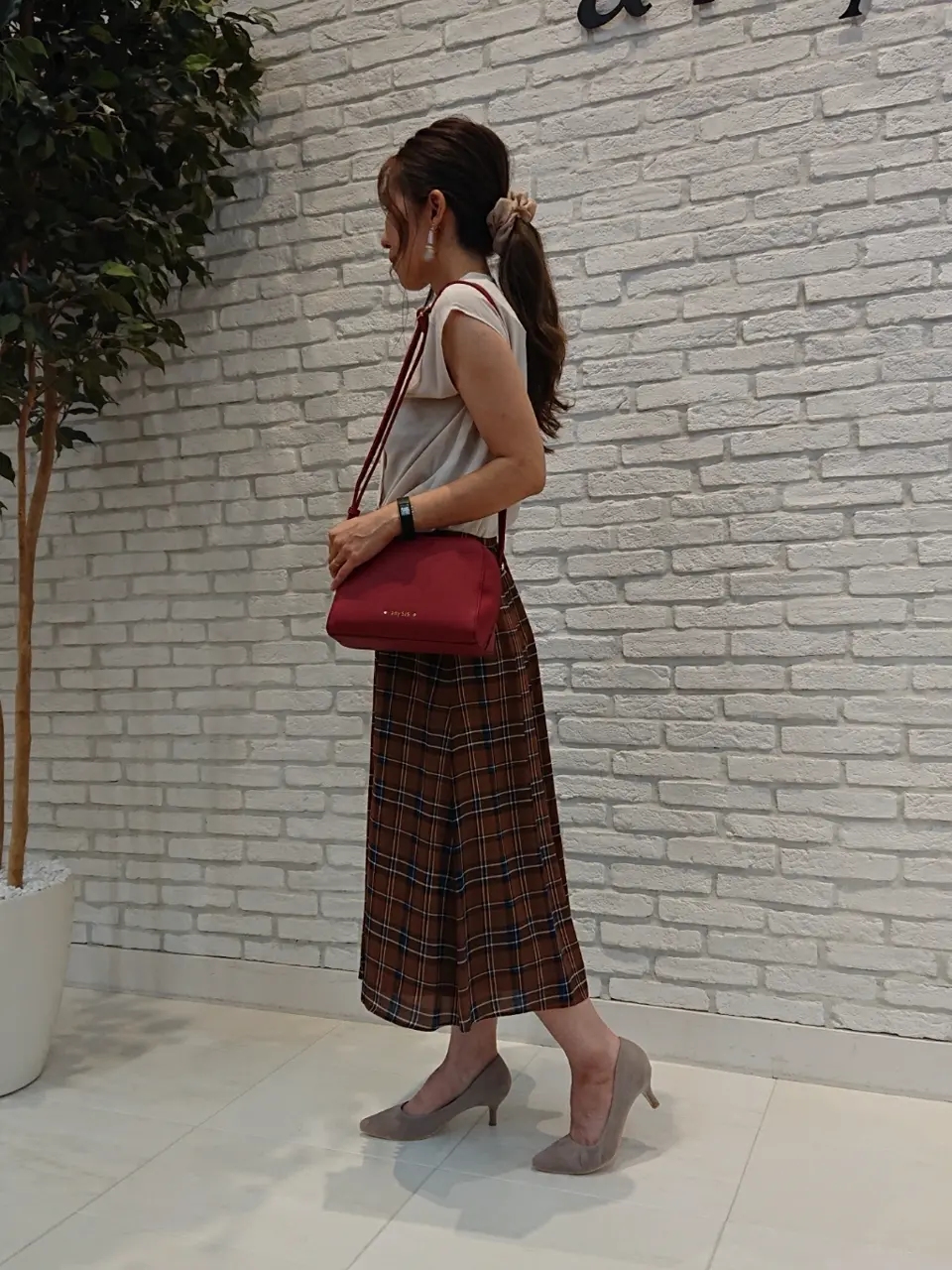 ANY SIS 東海林 コーディネート画像