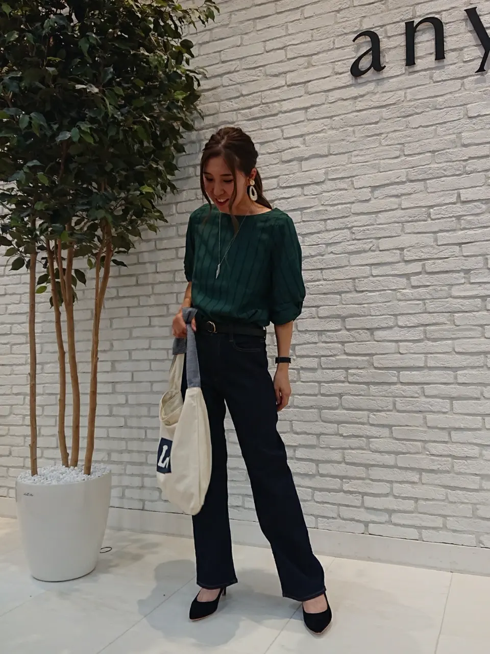 ANY SIS 東海林 コーディネート画像