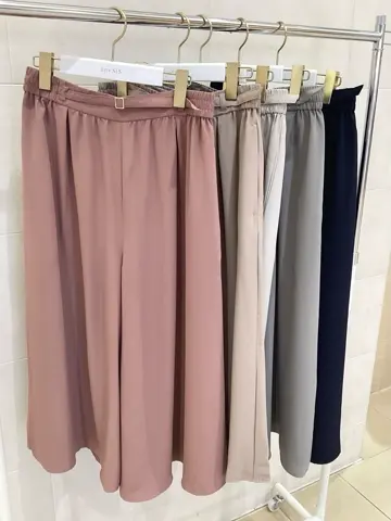 ANY SIS 藤森 コーディネート画像