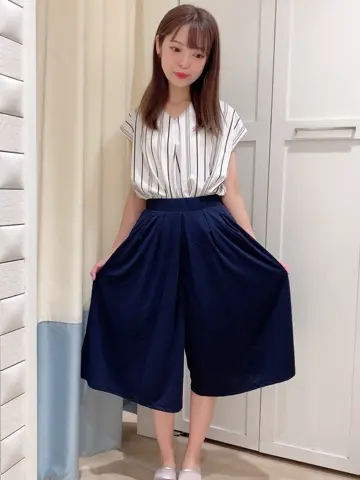 ANY SIS スタッフ コーディネート画像