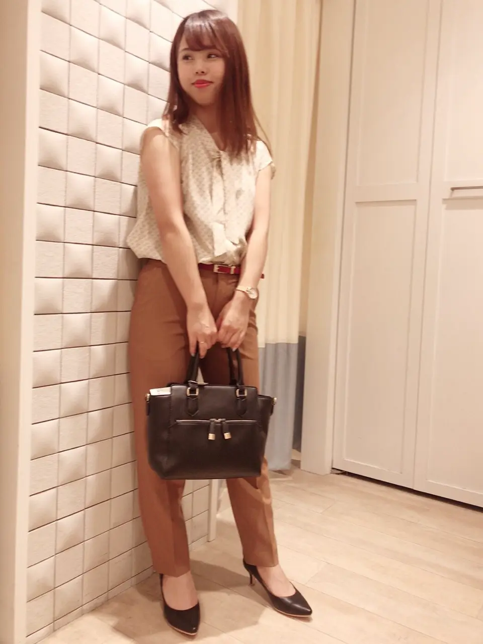 ANY SIS スタッフ コーディネート画像