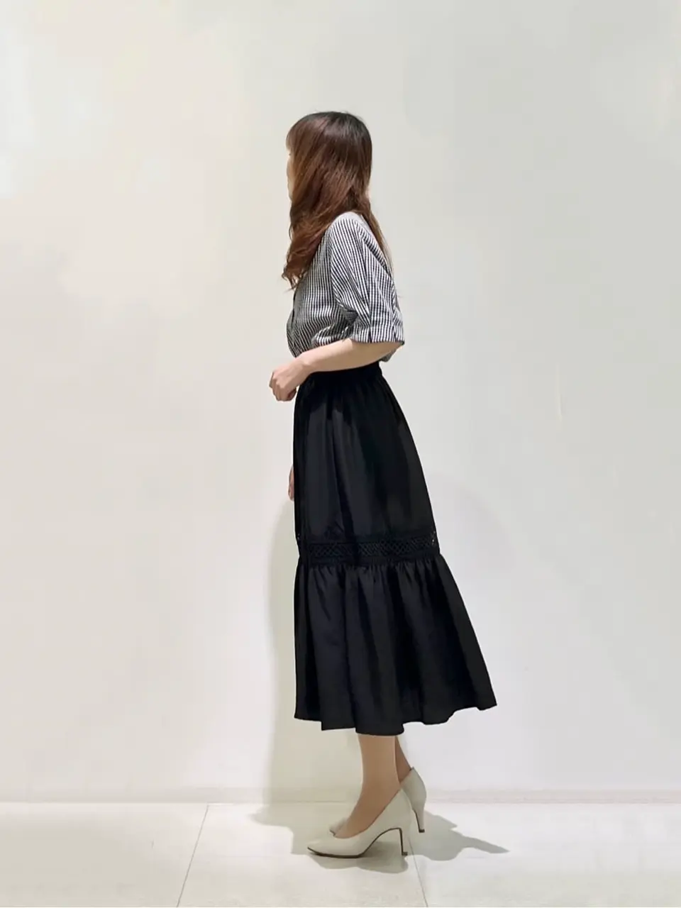 ANY SIS スタッフ コーディネート画像