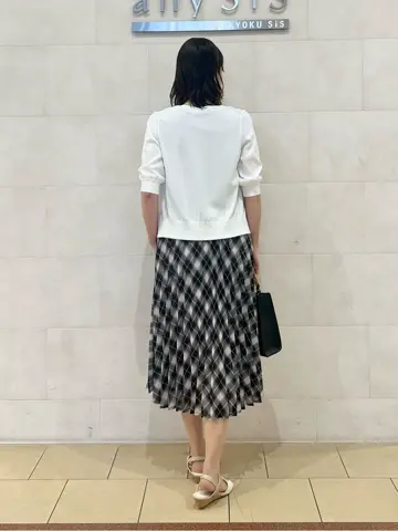 ANY SIS 髙橋 コーディネート画像