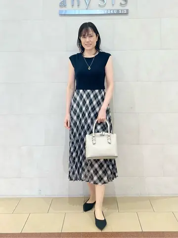 ANY SIS 髙橋 コーディネート画像