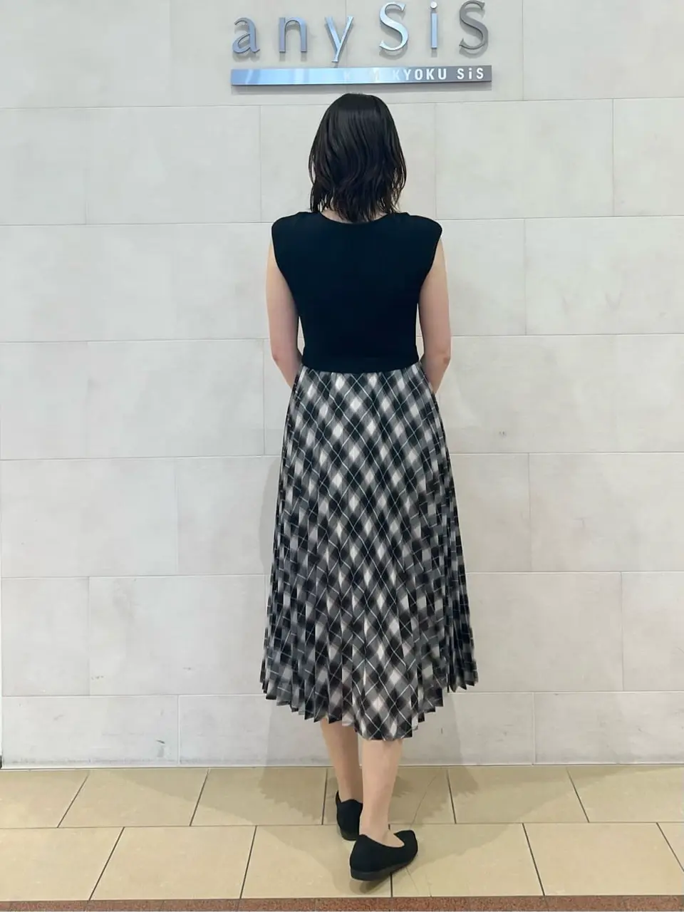 ANY SIS 髙橋 コーディネート画像