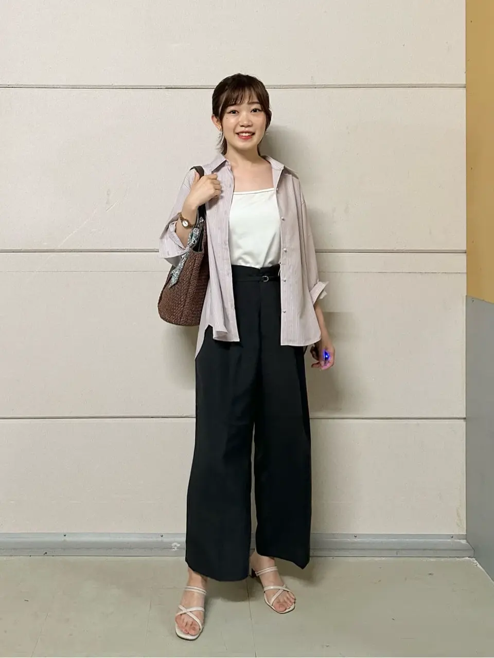 ANY SIS みぃ コーディネート画像