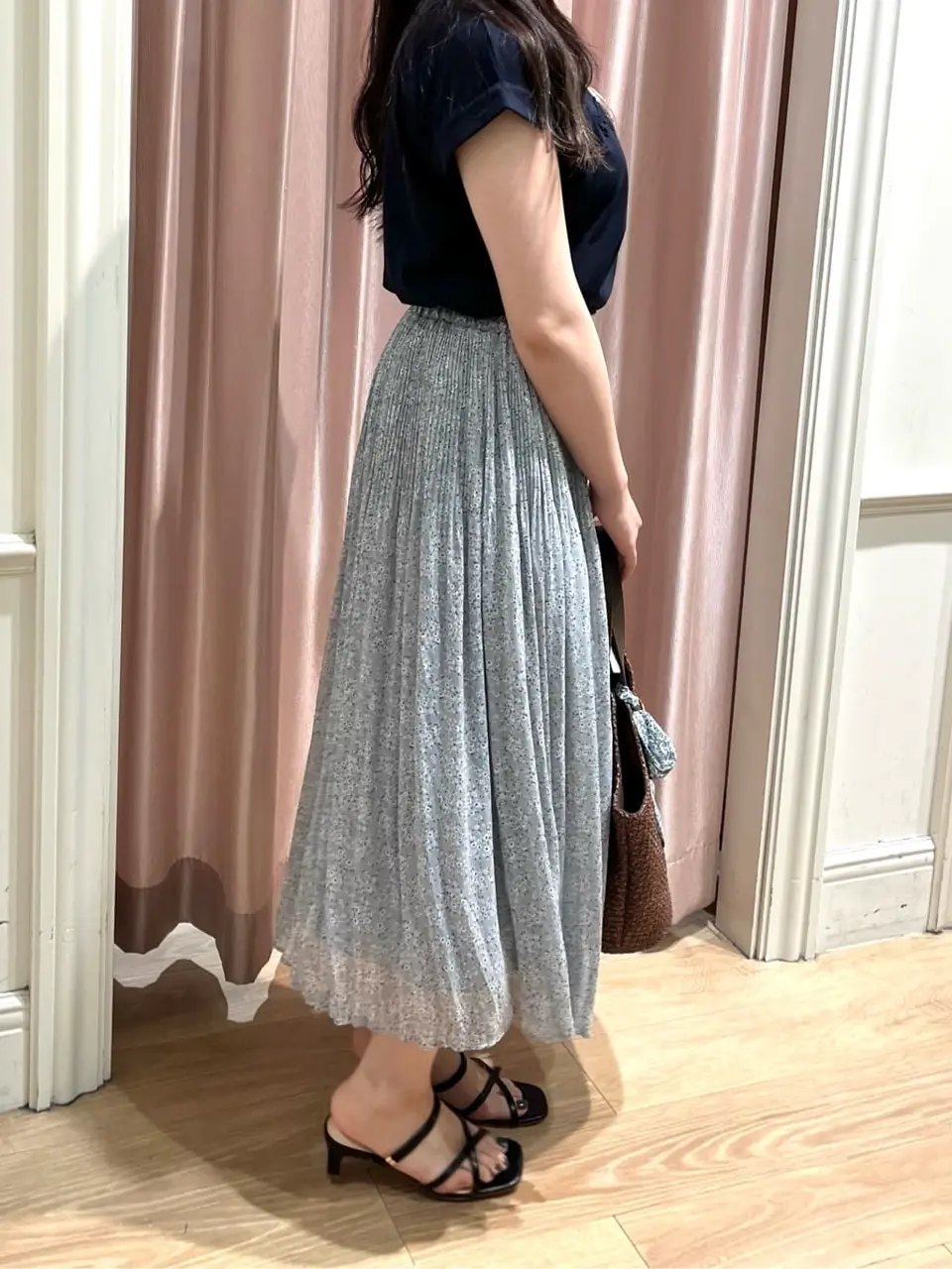 ANY SIS 岩楯 コーディネート画像